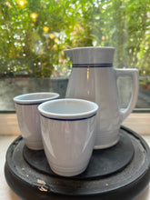 Afbeelding in Gallery-weergave laden, Kannetje met kopjes