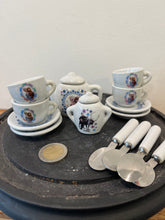 Afbeelding in Gallery-weergave laden, Miniserviesje Frozen