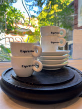 Afbeelding in Gallery-weergave laden, espresso-kopjes met bordje