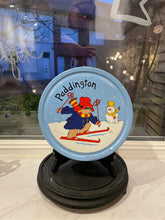 Afbeelding in Gallery-weergave laden, Blikken doos - Paddington in de sneeuw