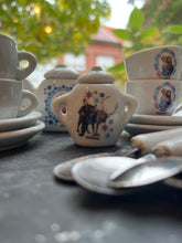 Afbeelding in Gallery-weergave laden, Miniserviesje Frozen
