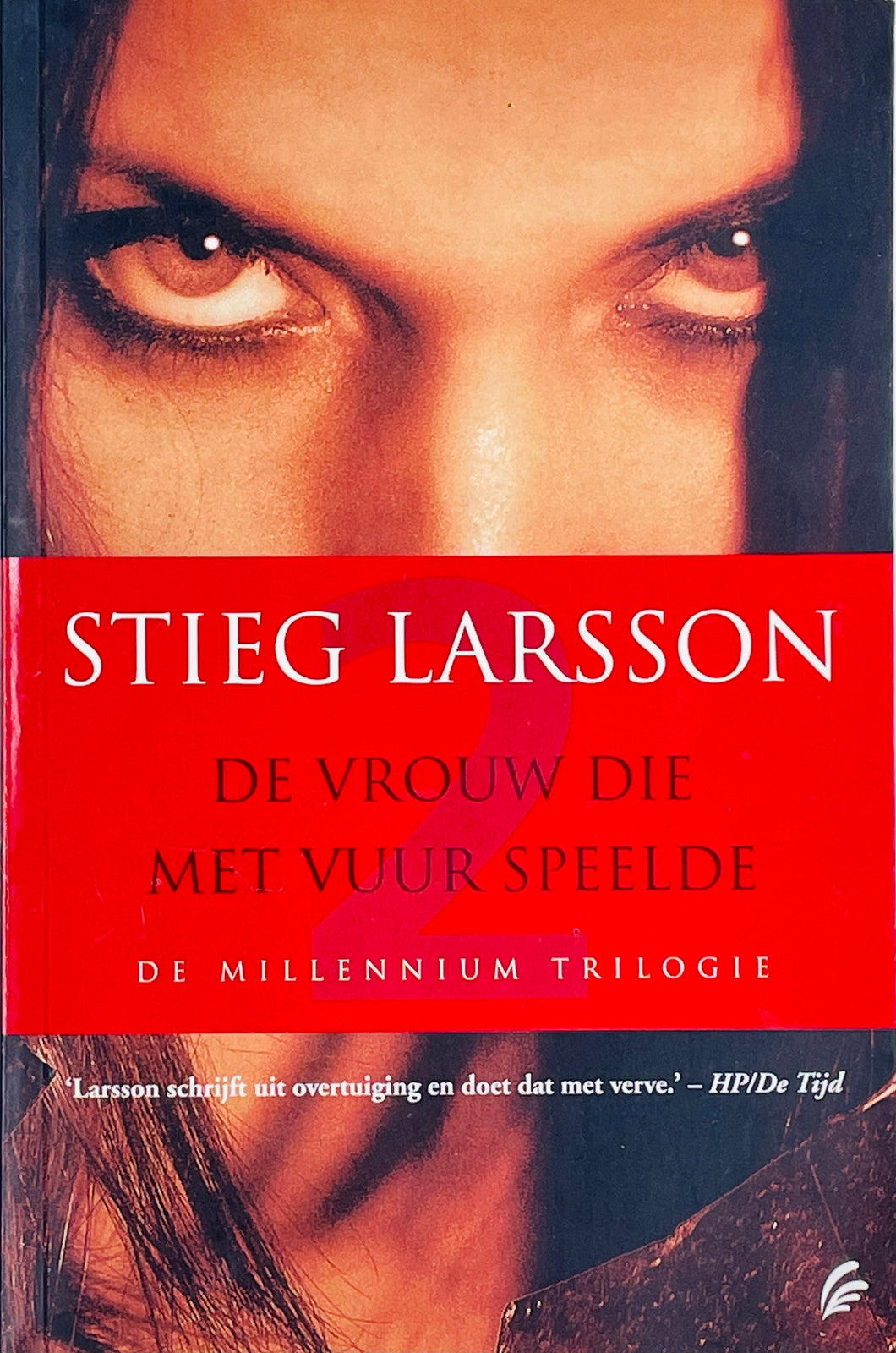 Larsson Stieg - Millennium 2: De vrouw die met vuur speelde