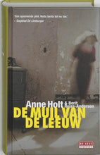 Afbeelding in Gallery-weergave laden, Holt Anne - Hanne Wilhelmsen 04/De muil van de leeuw
